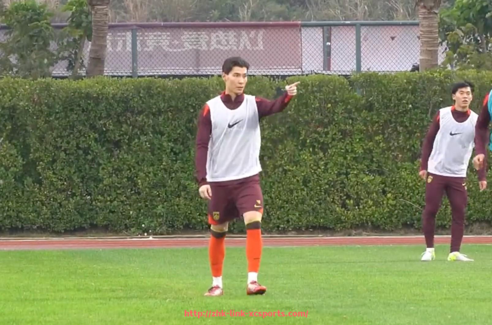 杏彩体育-世俱杯球员参与慈善公益项目纪实：场外的另一种英雄